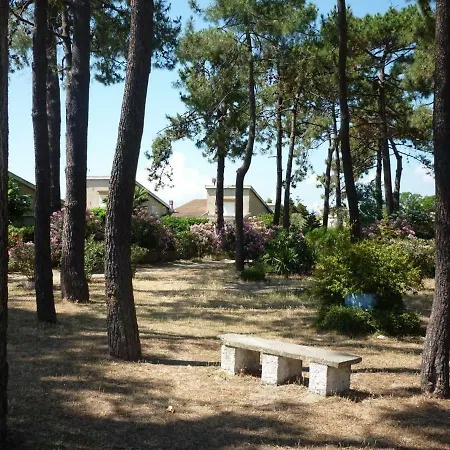 Sables De Biguglia Cordon Lagunaire * Borgo (Corsica)